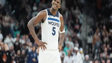 谢文能表现：关键传球与对抗成功，期号专家推荐分析